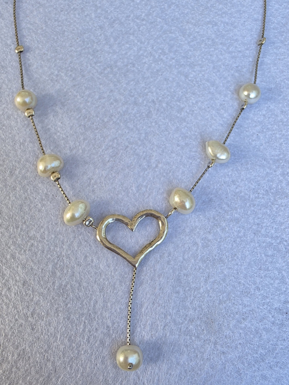 16': Sterling Silver Necklace with Heart & Cream Pearl Stations